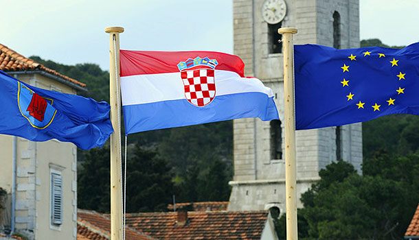 zastave_tisno_eu