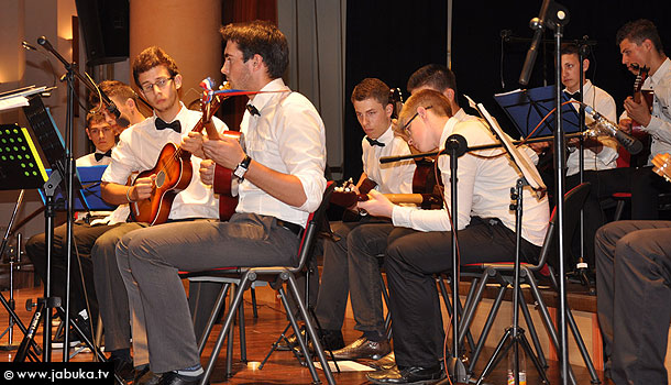 tamburaski_orkestar_siroki_brijeg_2