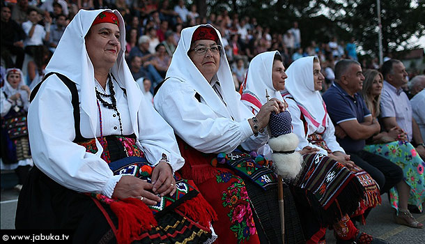 foklor_ruzici_3