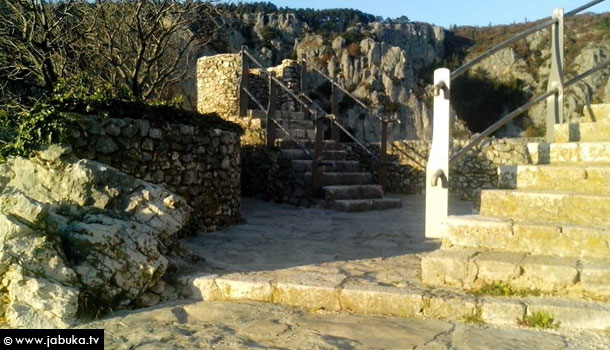 modro_jezero10