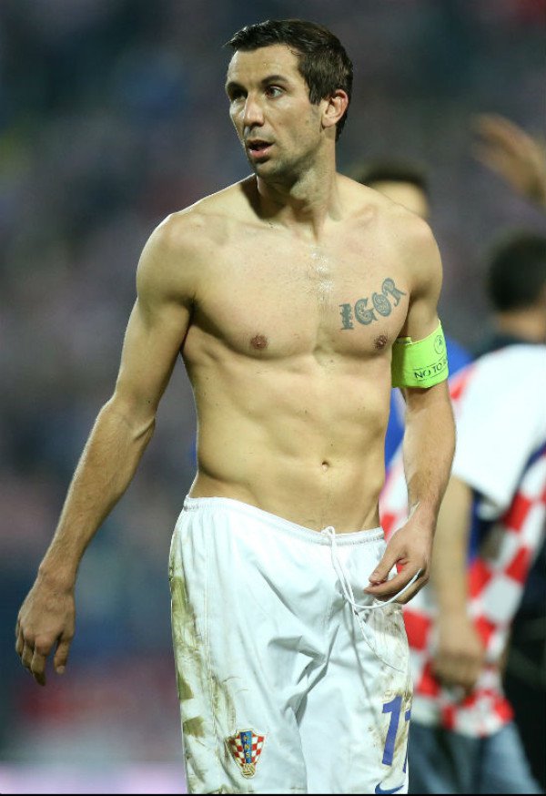 srna shirtless