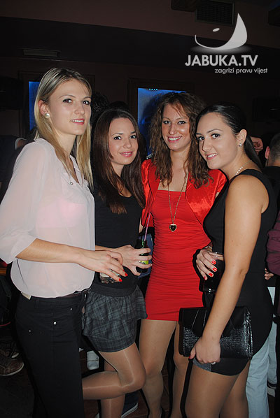 Vruće ebanovine porno galerije