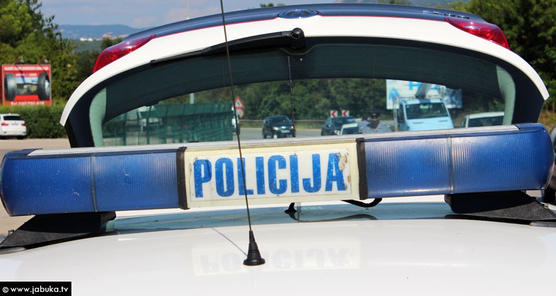 Policija