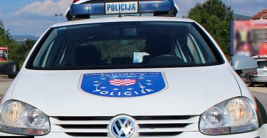 Policija