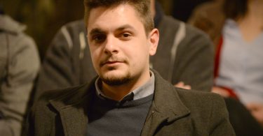Martin Mikulić