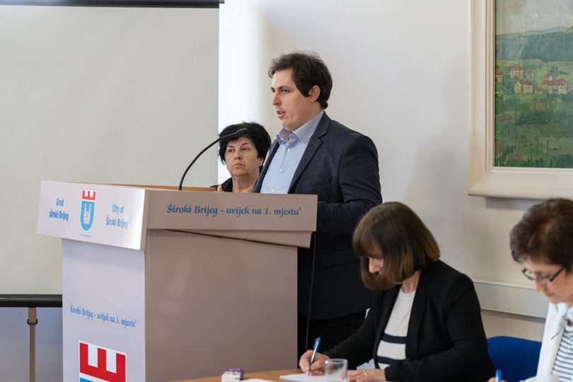 Tomislav Ćosić