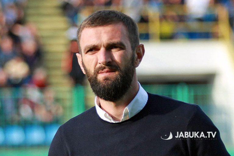 Mirko Hrgović osuđen jer je sugrađaninu čašom razrezao lice Jabuka.tv