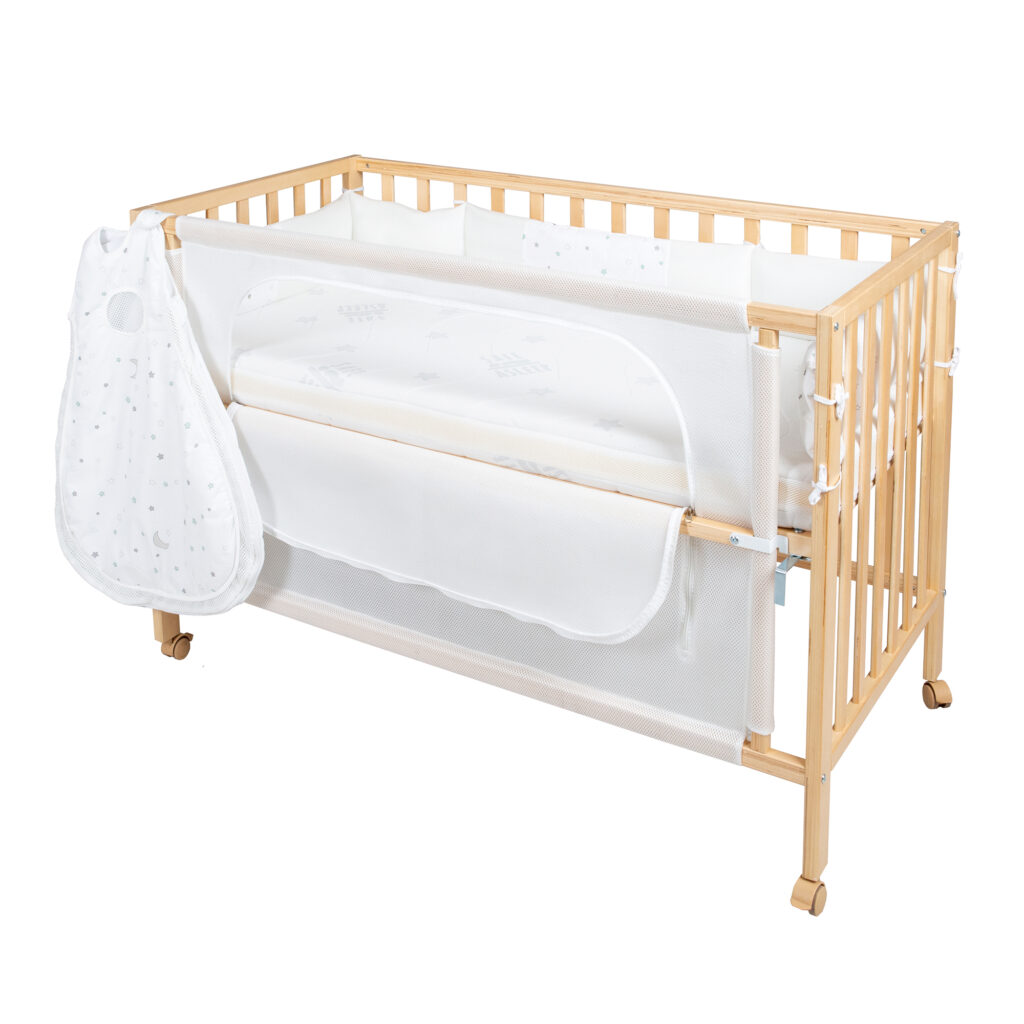 Roba Kids Drveni krevetac sa ogradicom i vrećom za spavanje 60x120 cm