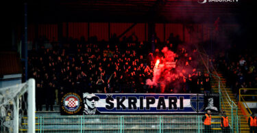 Škripari