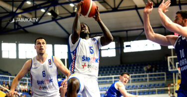 Maliek White