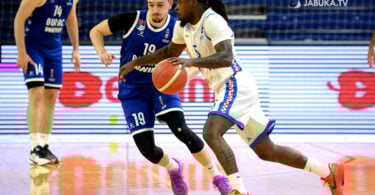 Maliek White