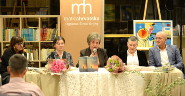 Širokobriješka knjižnica pretijesna: Blanka Kraljević prvim romanom otkrila društvene devijacije Širokobriješka knjižnica pretijesna: Blanka Kraljević prvim romanom otkrila društvene devijacije