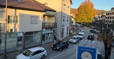 Kilometarske kolone u Hercegovini: Ceste “pod opsadom” uoči blagdana Svih svetih Kilometarske kolone u Hercegovini: Ceste “pod opsadom” uoči blagdana Svih svetih