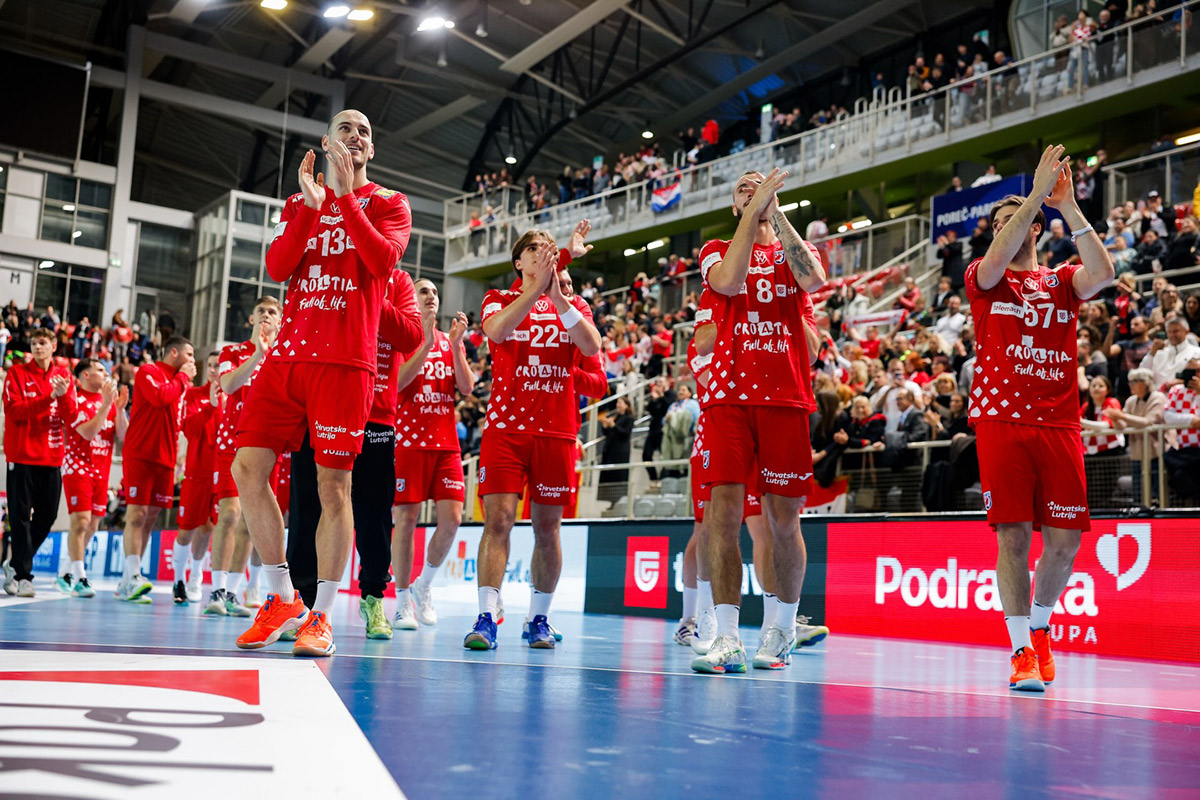 Pet hrvatskih reprezentativaca u izboru za najbolju postavu EP-a Pet hrvatskih reprezentativaca u izboru za najbolju postavu EP-a