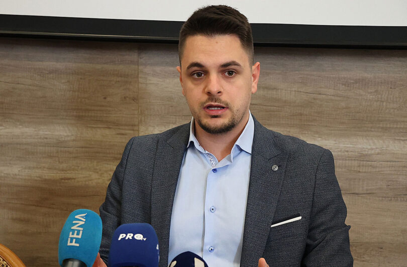 Martin Mikulić