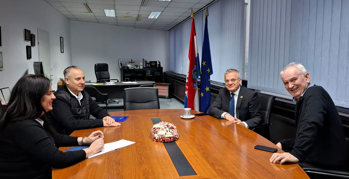 Zvonko Milas u Zagrebu održao sastanak s provincijalima Grbešom i Dadićem