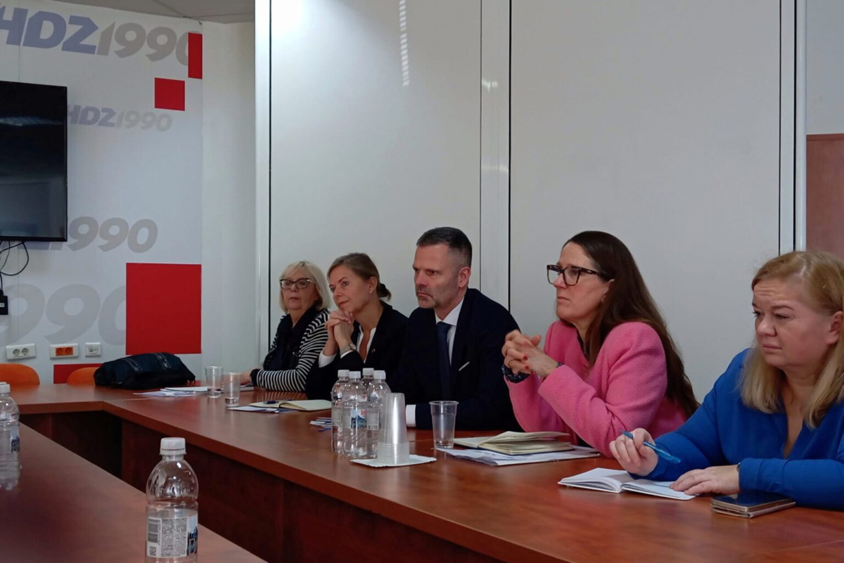 Hrvatski politički blok u Mostaru s veleposlanicima nordijskih zemalja