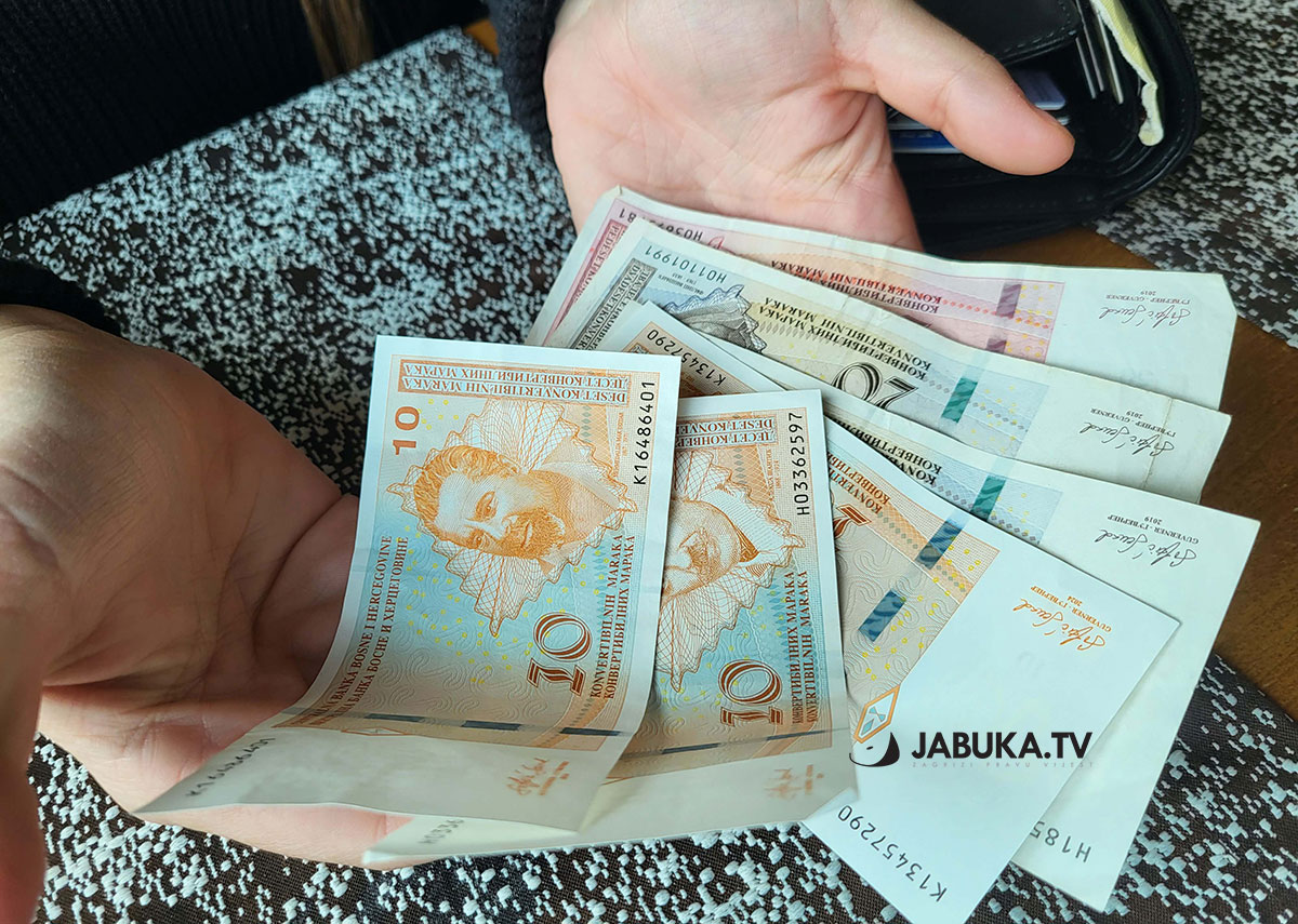 FBiH: Dragovoljno osiguranje poskupjelo u odnosu na prošlu godinu FBiH: Dragovoljno osiguranje poskupjelo u odnosu na prošlu godinu