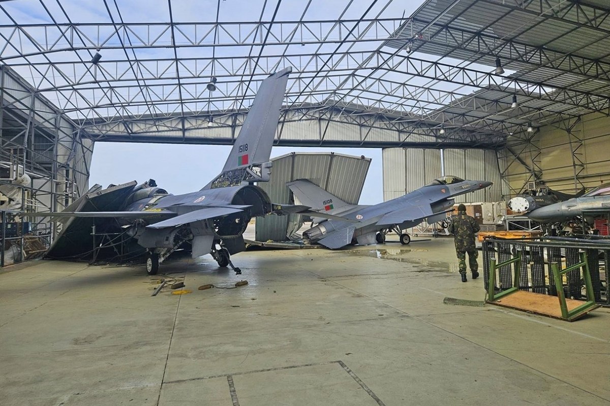 Posljedice razorne oluje u Portugalu: Uništene kuće, škole i borbeni zrakoplovi F-16