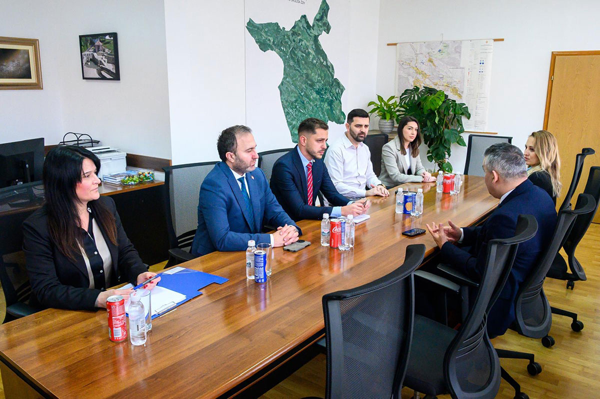 Ministar Bunoza u Posušju: Problem državne imovine moramo žurno riješiti