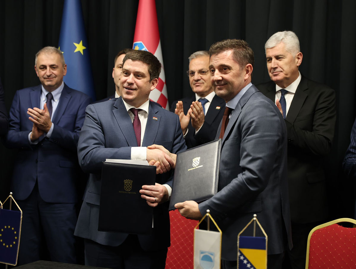 Butković i Kordić potpisali Sporazum o dodjeli 1,75 milijuna eura za Zračnu luku Mostar