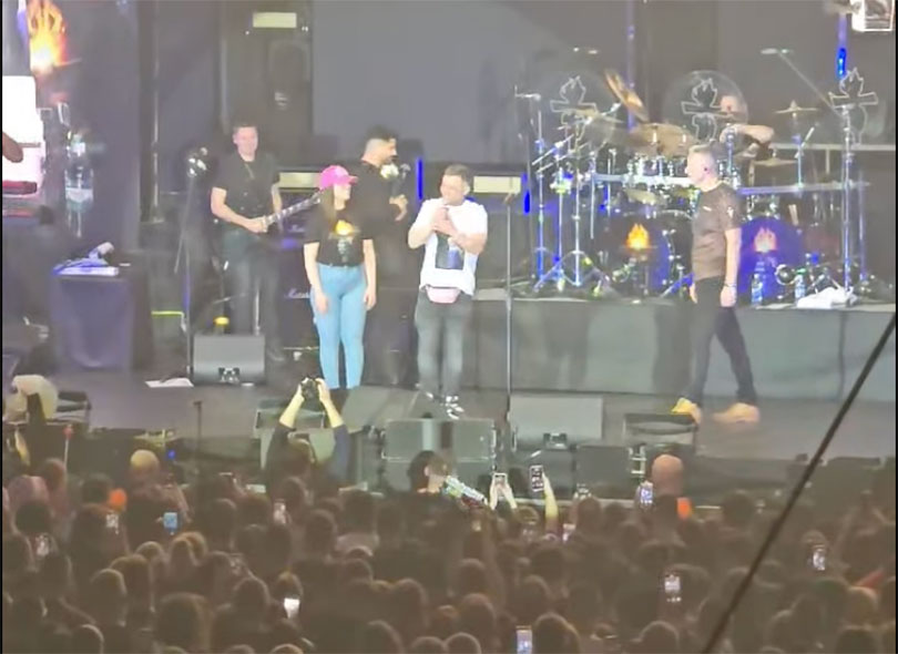 Rekla je “Da”: “Pale” zaruke na Thompsonovu koncertu u Širokom Brijegu