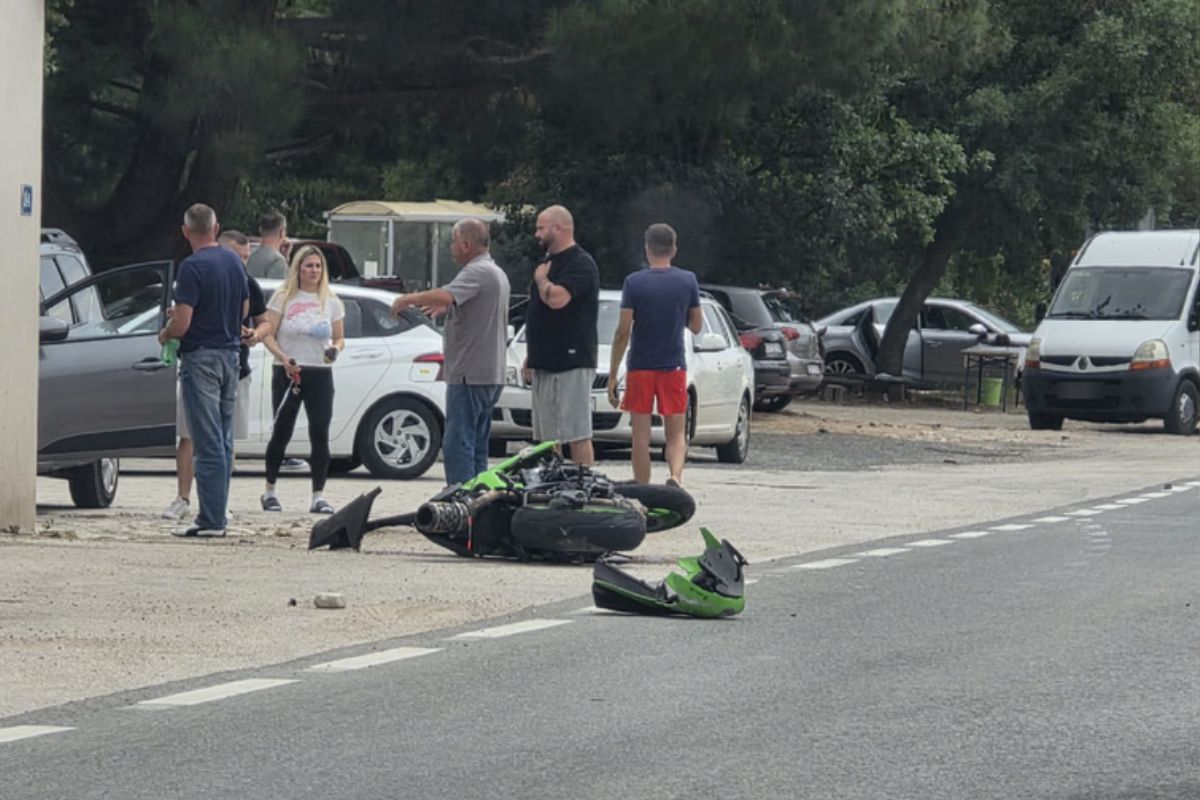 Tri motociklista poginula u okolici Zadra